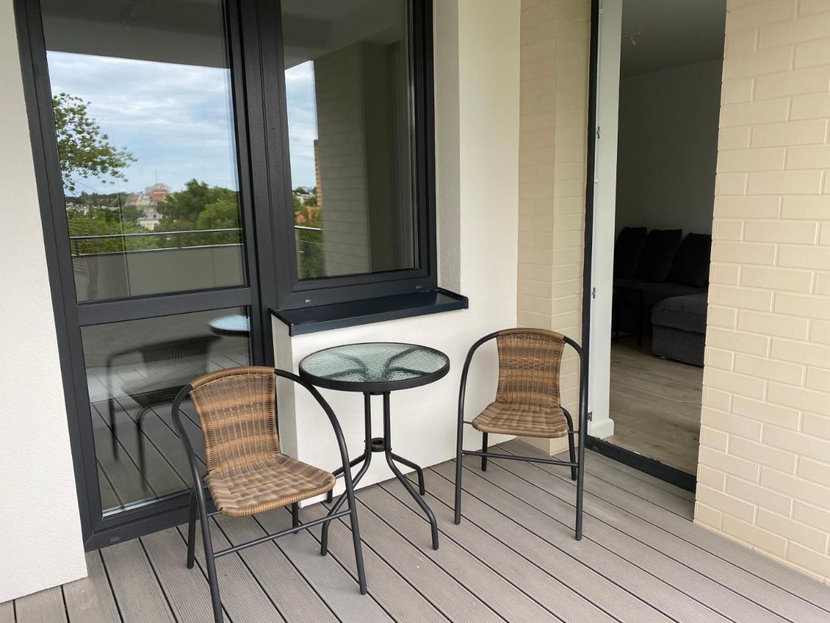 Rodzinny Apartament Platany Centrum 코워브제크 외부 사진