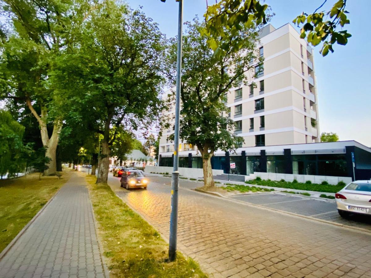 Rodzinny Apartament Platany Centrum 코워브제크 외부 사진